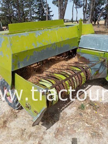 À vendre Presse à paille – Brissa Claas complet