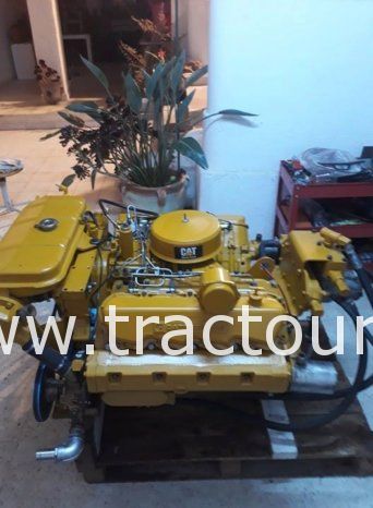 À vendre moteur marin Caterpillar 3208 V8 11 litres 175 chevaux atmosphérique avec boite de vitesse complet