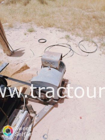 A vendre pompe à eau 12.5 ch + groupe électrogène 30 kVA complet