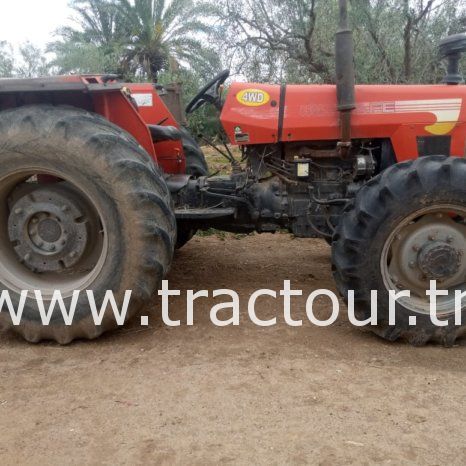 À vendre Tracteur avec matériels Tafe 8502 DI ➕ #presse_à_paille – #Brissa #Cicoria 8747F ➕ #Batteuse_mobile complet