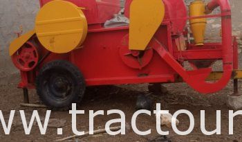 À vendre Tracteur avec matériels Tafe 8502 DI ➕ #presse_à_paille – #Brissa #Cicoria 8747F ➕ #Batteuse_mobile complet