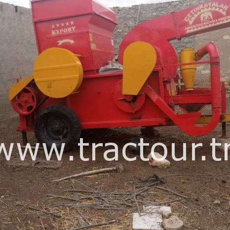 À vendre Tracteur avec matériels Tafe 8502 DI ➕ #presse_à_paille – #Brissa #Cicoria 8747F ➕ #Batteuse_mobile complet
