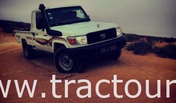 À vendre Pick-up 4×4 avec benne Toyota Land Cruiser HZJ 79 complet