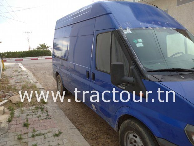 À vendre Utilitaire fourgon Ford Transit complet