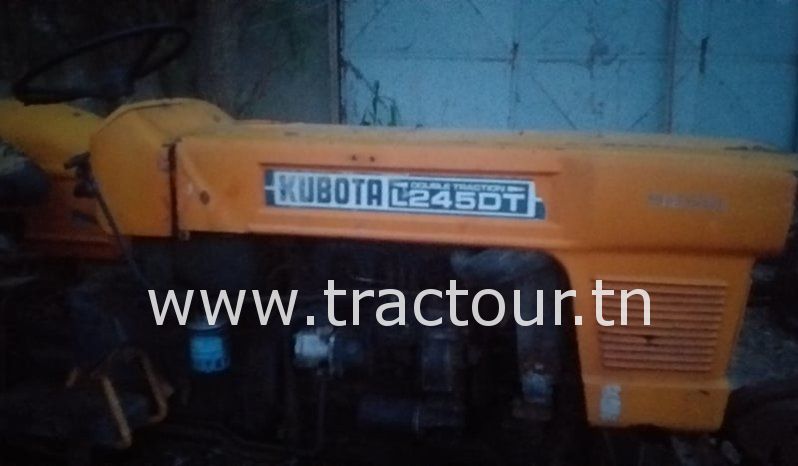 À vendre Micro-tracteur Kubota L245 DT complet