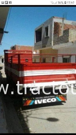 À vendre Camion plateau avec ridelles Fiat Iveco 100-13 complet