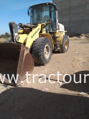 À vendre Chargeuse sur pneus New Holland W170 B complet