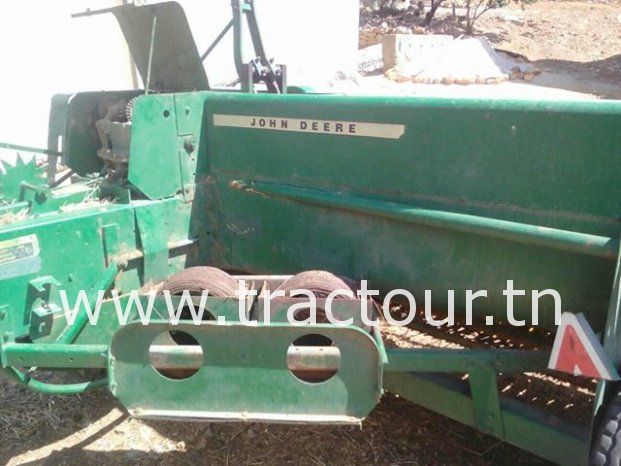 À vendre Presse à paille – Brissa John Deere 342 ➕ faucheuse à section complet