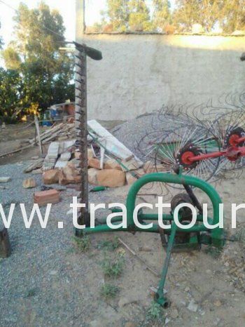 À vendre Presse à paille – Brissa John Deere 342 ➕ faucheuse à section complet