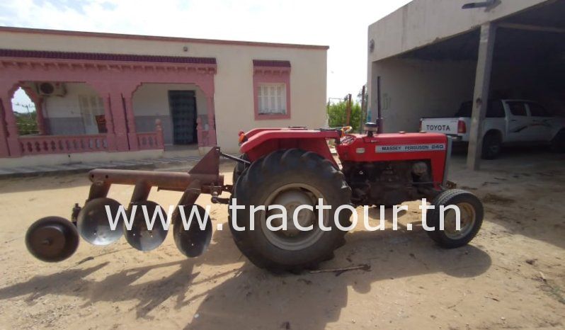 À vendre Tracteur Massey Ferguson 240 complet