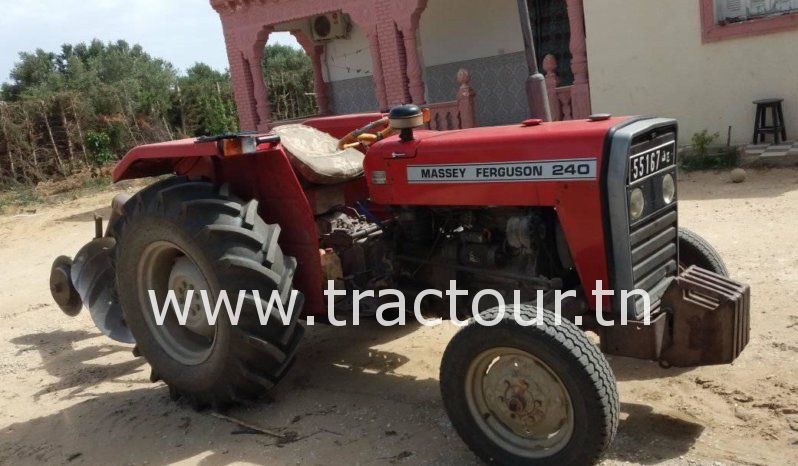 À vendre Tracteur Massey Ferguson 240 complet