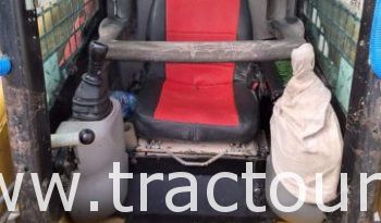 À vendre Chargeuse compacte avec godet Caterpillar 216 B3 ou à échanger contre tractopelle complet