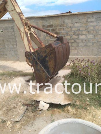 À vendre 5 godets pour pelleteuse poclain ou excavatrice complet