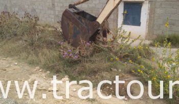 À vendre 5 godets pour pelleteuse poclain ou excavatrice complet