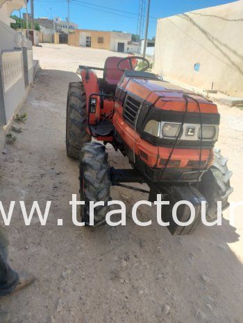 À vendre Tracteur Kubota L2900 complet
