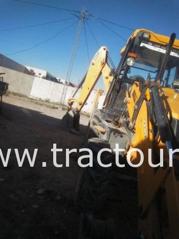 À vendre Tractopelle Bull HD100 complet
