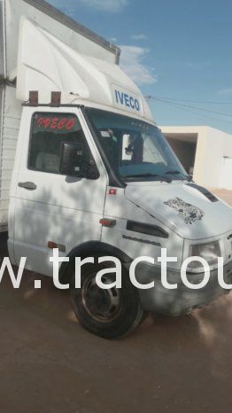 À vendre Camion fourgon Iveco TurboDaily 35.12 complet