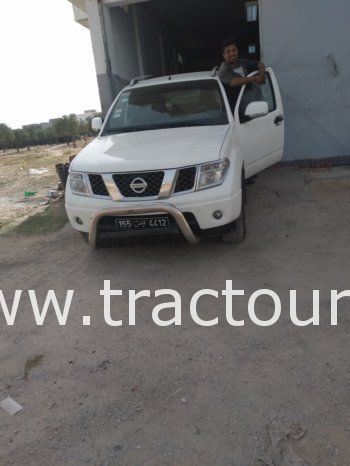 À vendre Pick-up 4×4 avec benne Nissan Navara 3 D40 complet