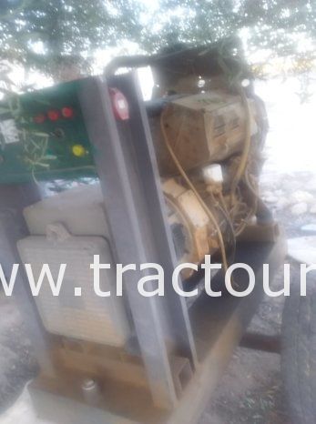 À vendre Groupe électrogène 4 cylindres Deutz complet