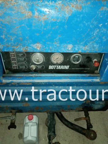À vendre Compresseur à palette Bottarini moteur Lombardini 2 cylindres complet
