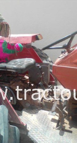 À vendre Tracteur IMT 560 complet