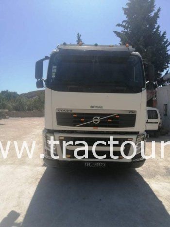 À vendre Tracteur Volvo FH 400 avec semi remorque plateau 3 essieux complet