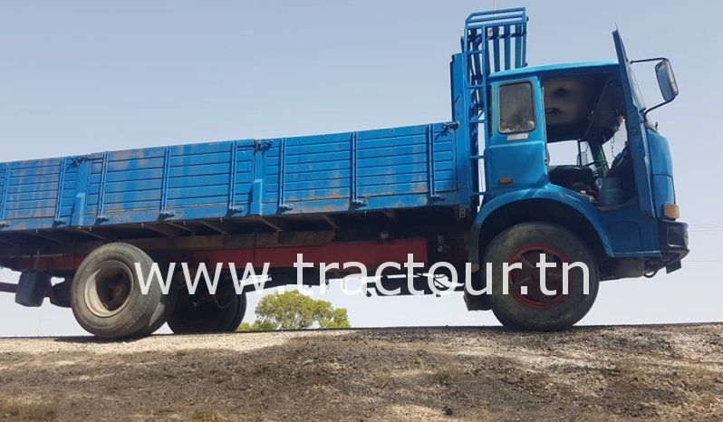 À vendre Camion plateau avec ridelles Fiat Iveco 130 complet