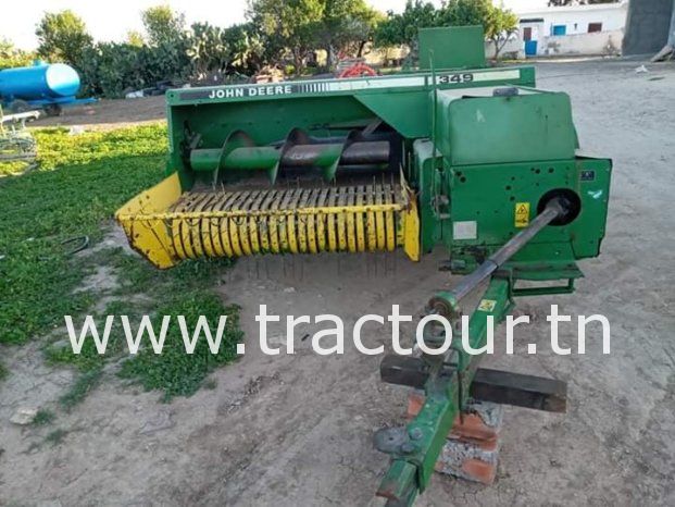 À vendre Presse à paille – Brissa John Deere 349 complet