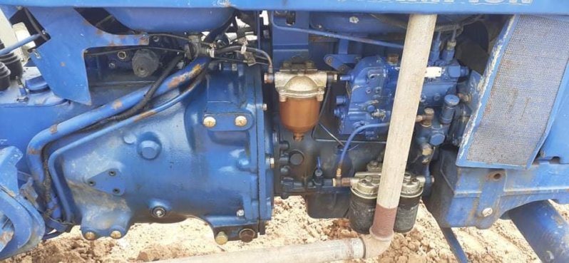 À vendre Tracteur avec matériels Farmtrac complet