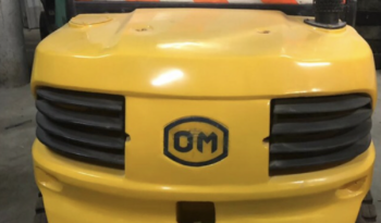 À vendre Chariot élévateur diesel OM-Pimespo XD 50 triplex 4 manette Capacité 5 tonnes importé de France complet