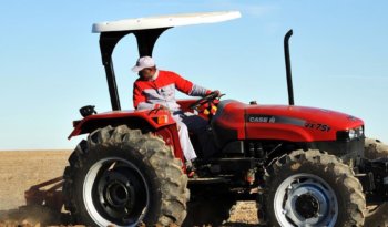 Prix du neuf: Tracteur Case IH JX 40T – Concessionnaire Agrodis complet