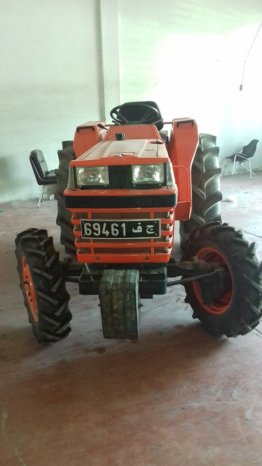 À vendre Tracteur avec matériels Kubota L3250 avec déchaumeuse à disques et canadienne complet