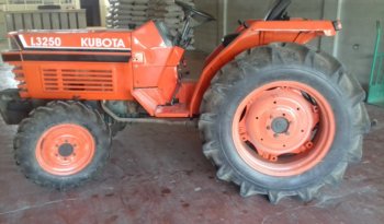 À vendre Tracteur avec matériels Kubota L3250 avec déchaumeuse à disques et canadienne complet