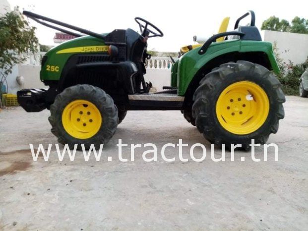 À vendre Micro-tracteur John Deere 25C complet