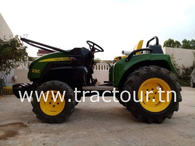 À vendre Micro-tracteur John Deere 25C complet