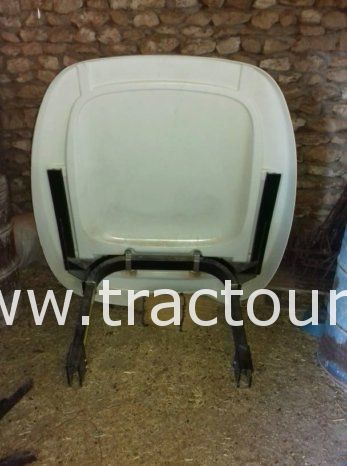 À vendre Cabine toit d’auvent New Holland TD95 complet
