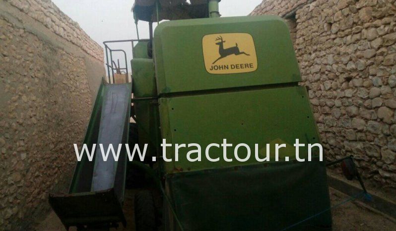 À vendre Moissonneuse batteuse John Deere 950 complet