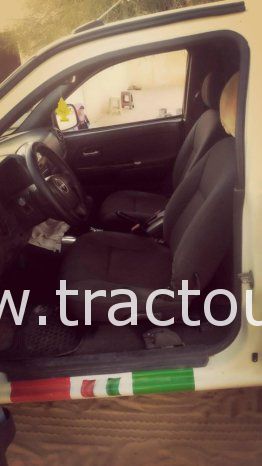 À vendre Camionnette 2 portes avec benne Isuzu D-max 2.5 TD complet