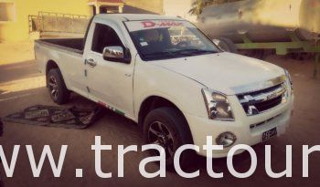 À vendre Camionnette 2 portes avec benne Isuzu D-max 2.5 TD complet