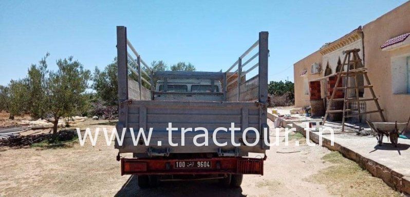 À vendre Camion plateau avec ridelles Iveco Daily 35.10 complet