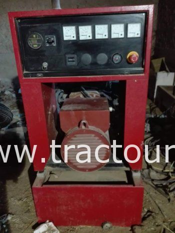 À vendre Groupe électrogène 3 cylindres Deutz 30 kVA complet