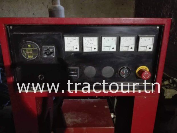 À vendre Groupe électrogène 3 cylindres Deutz 30 kVA complet