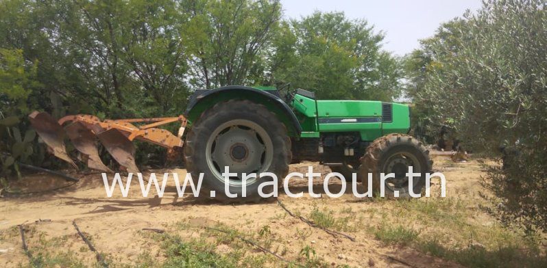 À vendre Tracteur avec cabine Deutz DX 90A boîte de vitesses et pont d’origine ZF 5 cylindres  ➕ #charrue_à_socs complet