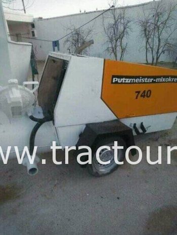 À vendre Pompe à chape 3 cylindres Putzmeister ou échanger contre camion Iveco Daily ou OM40 complet