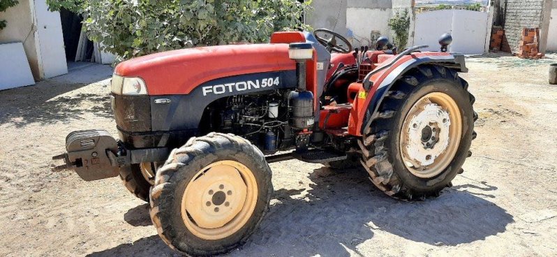 À vendre Tracteur Foton 504 complet