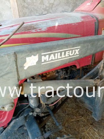 À vendre Tracteur Mahindra 585 DI avec chargeur frontal MX complet