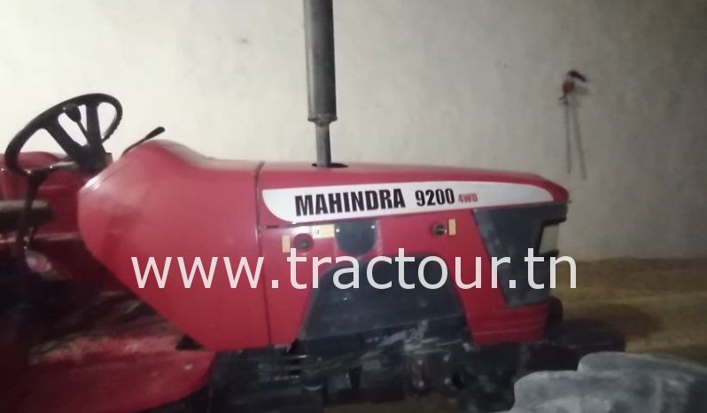 À vendre Tracteur Mahindra 9200 complet