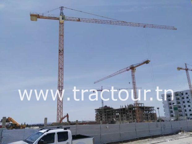 À vendre Grue à tour Liebherr Hauteur 50m Porté 50m complet