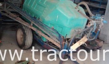 À vendre Pulvérisateur traîné 1500 litres complet