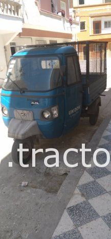 À vendre Tricycle Mahindra avec carte grise complet